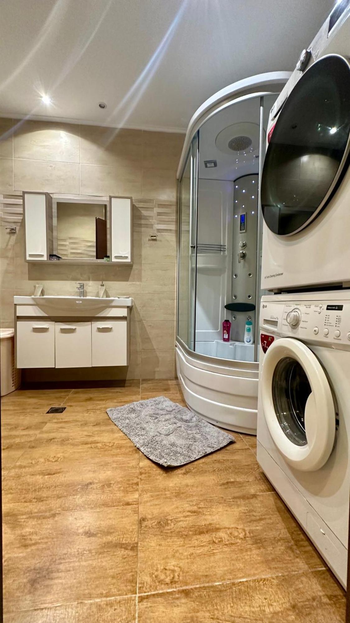 Luxury With Sauna And Free Parking Near Acropolis アテネ エクステリア 写真